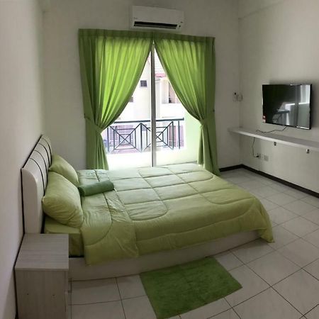 Api Api Centre Apartment Homestay Kota Kinabalu Dış mekan fotoğraf