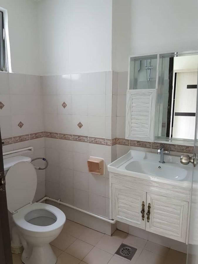 Api Api Centre Apartment Homestay Kota Kinabalu Dış mekan fotoğraf
